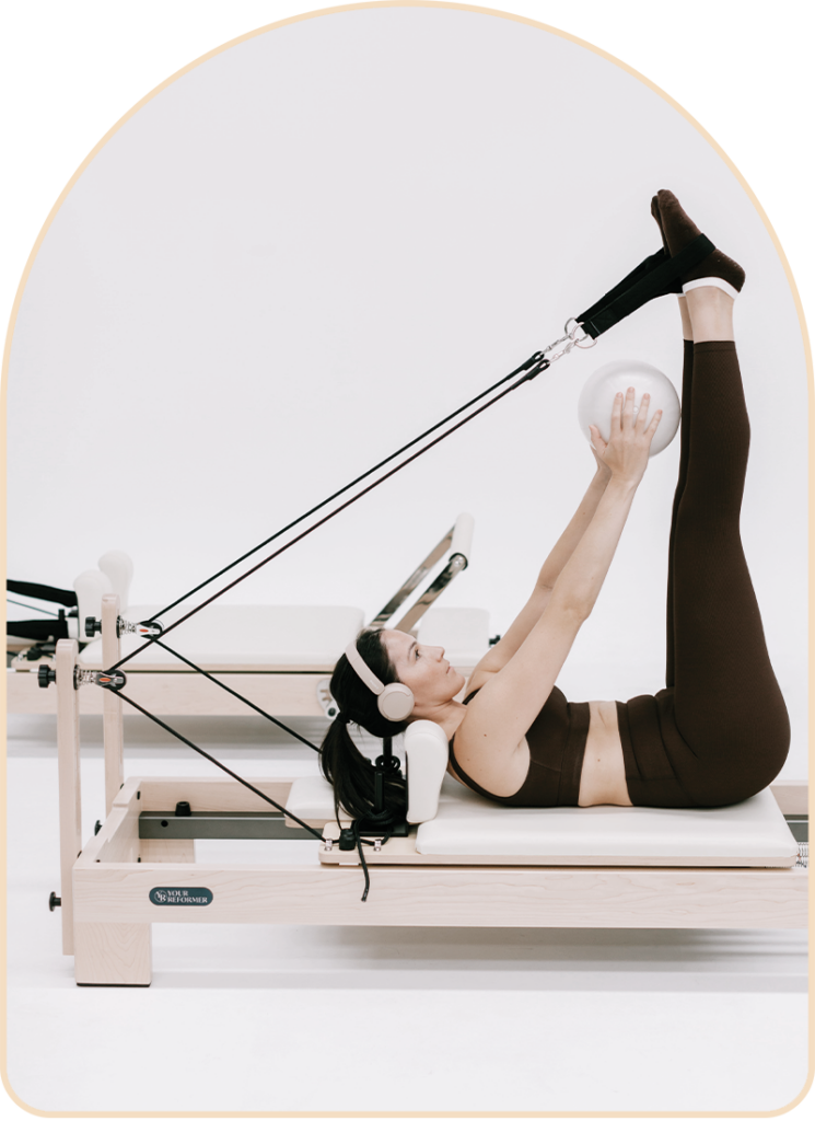 Cours de Pilates Reformer dans la Loire